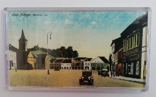 Veliki magnet s motivom Trga Svetog Trojstva